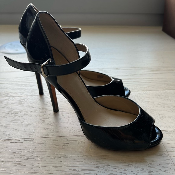 Sal’s 5th Ave black patent leather heel size 7.5 - Picture 3 of 4